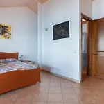 Villa Guesthost - L'artista Sul Mare Sea-wiev *