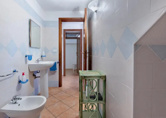 Guesthost - L'artista Sul Mare Sea-wiev Villa