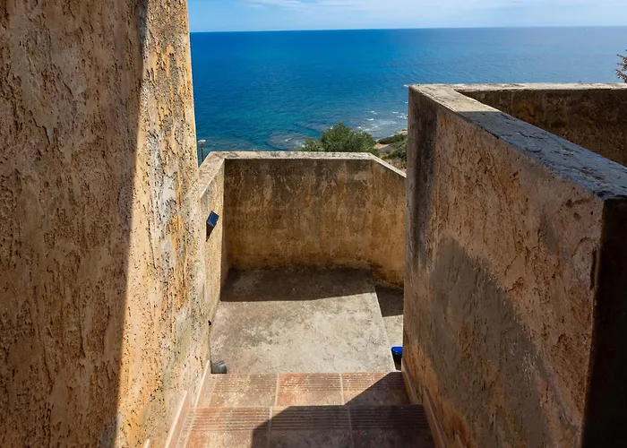 Guesthost - L'artista Sul Mare Sea-wiev * Porto Corallo