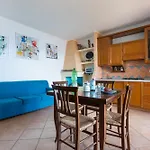 Villa Guesthost - L'artista Sul Mare Sea-wiev *