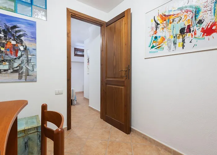 Guesthost - L'artista Sul Mare Sea-wiev * Porto Corallo